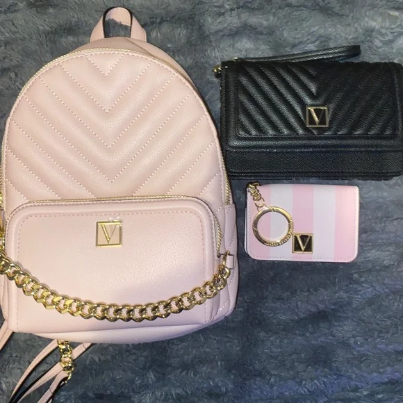 Victoria’s Secret backpack and wallet Victoria main image 4